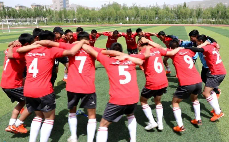 网球拍为什么要从拍头开始穿线